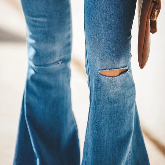 Damen Jeans im Vintage-Stil ausgestellt