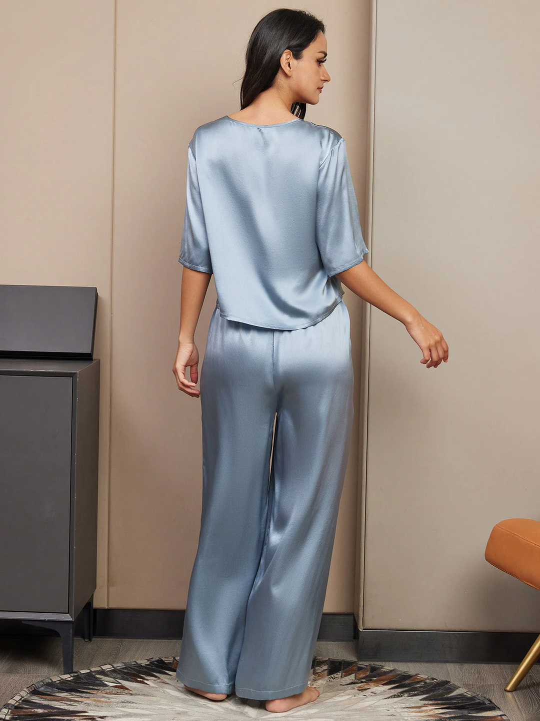 Bauluvio - Elegantes Pyjama-Set aus Seide